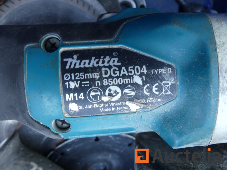 Makita on sale dga504 battery