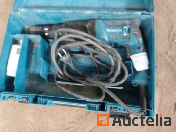 Makita hr2610 price hot sale