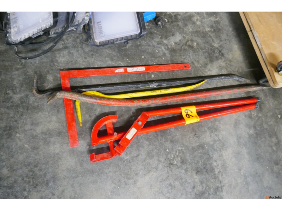 lever, 2 crowbar and and shop hook - manual tube folding pump - Constr ...