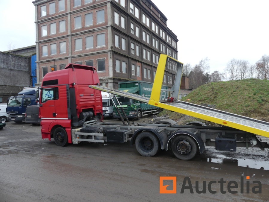 Dépanneuse TGA 41.440 avec Jeep